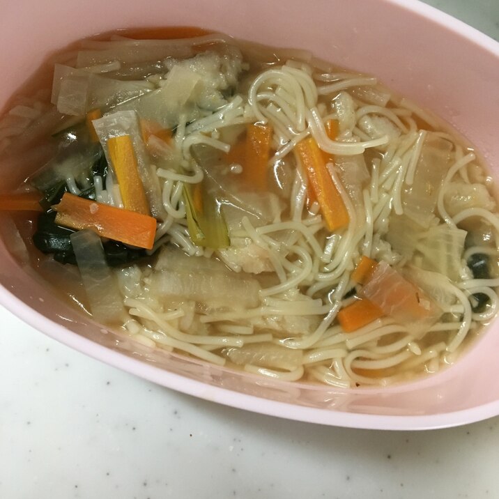 離乳食完了期 ビタミン菜と大根のベビーそうめん レシピ 作り方 By Xmickyx 楽天レシピ 離乳食完了期 ビタミン菜と大根のベビーそうめん レシピ 作り方 By Xmickyx 楽天レシピ